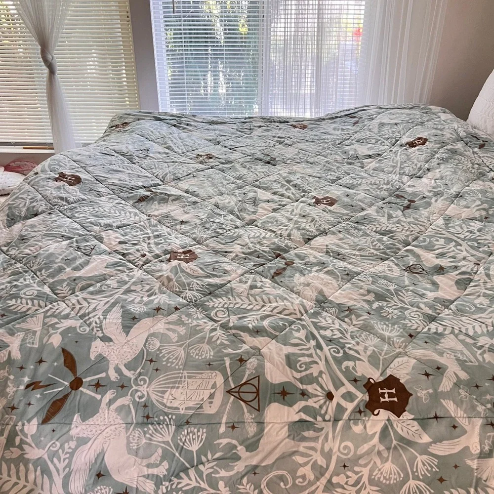 Pottery Barn Teen Harry Potter Magical Damask Full Queen Comforter Light Blue